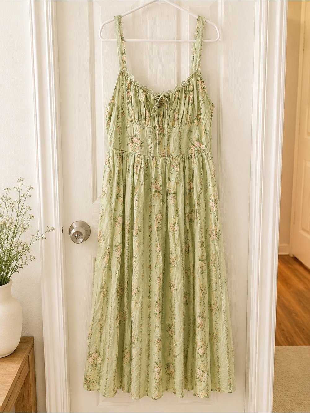 🌿 Blu Pepper Floral Midi Dress 🌿 - Picture 2 of 5